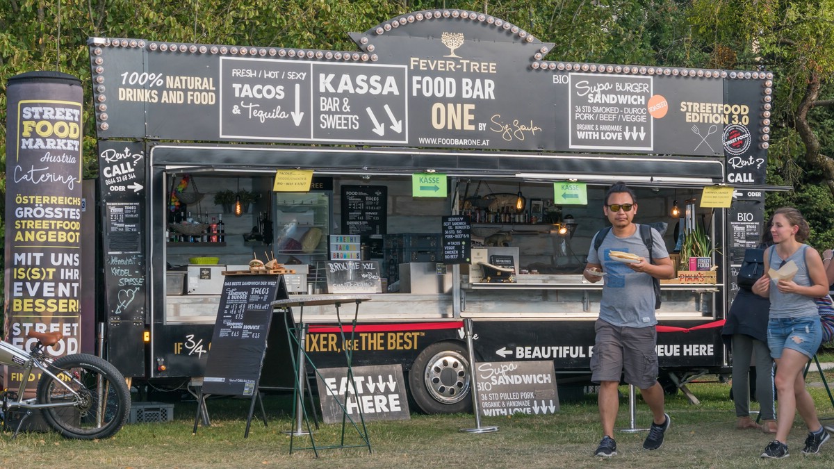 2018.07.13 Street Food Market LINZ